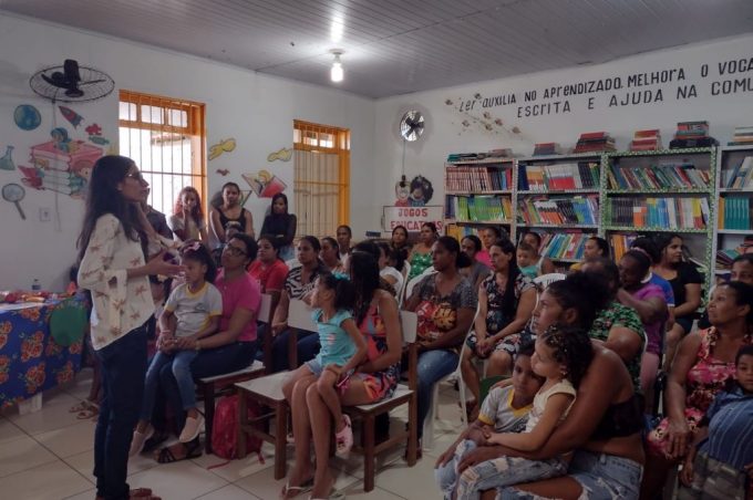 Smed apresenta projeto de educação alimentar saudável a pais de alunos da Escola Paulo Setúbal