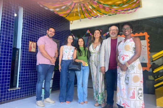 Smed realiza visita técnica a escolas municipais de Salvador para conhecer sistema de distribuição de merenda