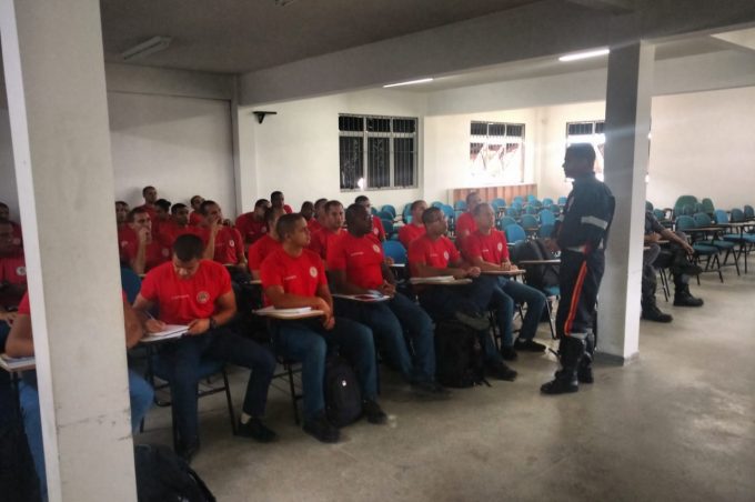Equipe do SAMU 192 capacita novos bombeiros