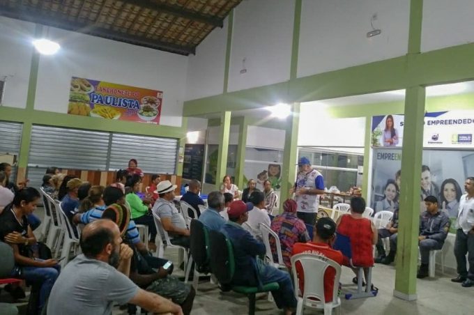 Vigilância Sanitária realiza ação educativa com expositores que participarão do Carnaval Conquista Cultural