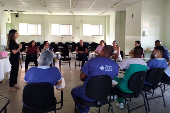 Profissionais do Hospital Municipal Esaú Matos recebem capacitação para promoção, proteção e apoio à amamentação