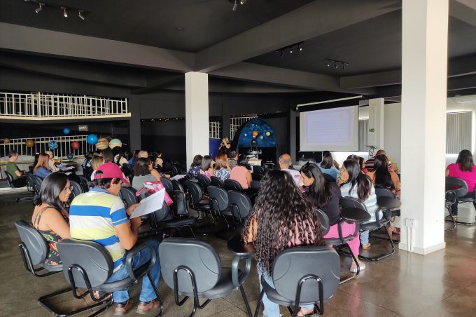 Secretaria Municipal de Educação inicia formação de professores para ano letivo