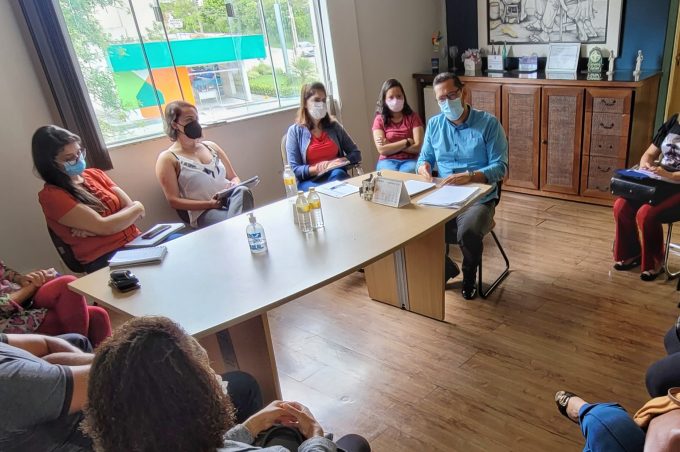 Semdes e Instituto Vivendo e Aprendendo discutem parcerias voltadas à população que cumpre medida socioeducativa