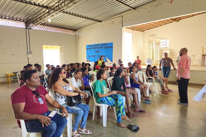 Cras Jardim Valéria promove roda de conversa para discutir intolerância religiosa