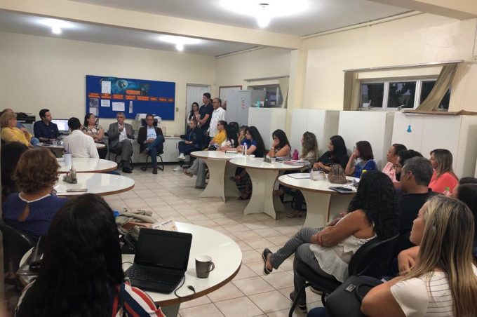 Prefeito avalia participação do município no programa “Educar Pra Valer”