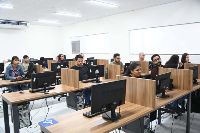 SMS realiza qualificação em Saúde Digital para fortalecer atendimento à população em Vitória da Conquista