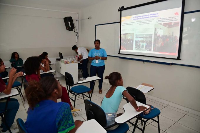 Adolescentes do Nuca participam do 2º Fórum Comunitário do Selo Unicef realizado pelo Governo Municipal 