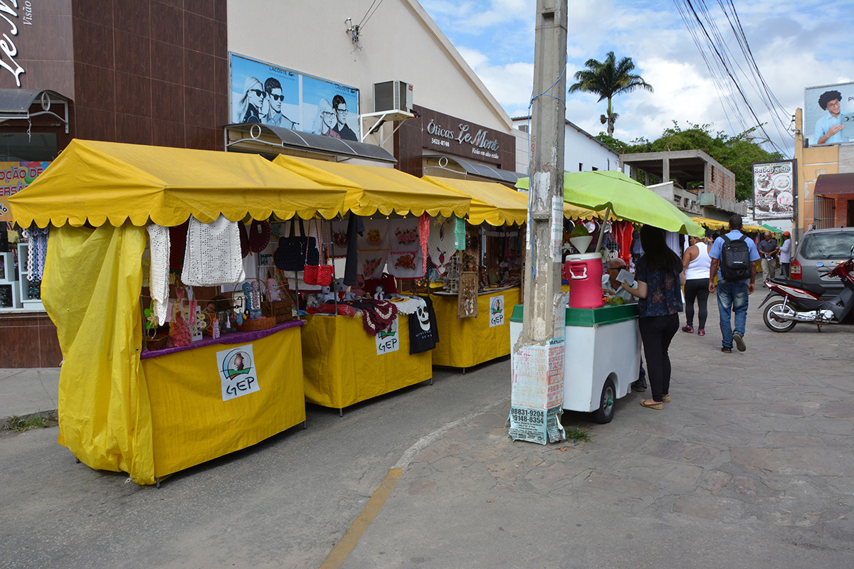 3ª Exposição Itinerante de Economia Solidária fortalece artesanato conquistense