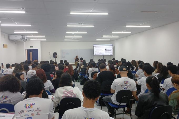 Projeto Conquistar: cursinho pré-Enem gratuito atende mais de 200 estudantes da rede pública