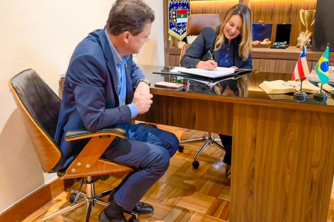 Prefeita Sheila Lemos reassumiu atividades como gestora do município nesta sexta, 26