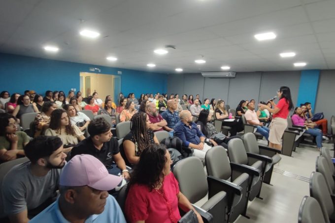 Comunicação não-violenta no serviço público foi tema de palestra promovida pela Semgi para servidores municipais