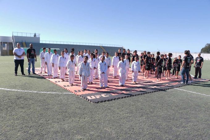 Abertura oficial dos Jogos Estudantis no Murilão reuniu 37 escolas da Rede Municipal de Ensino