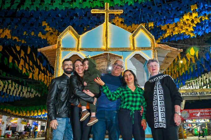 Começa terceira noite de festa do Arraiá da Conquista no Parque de Exposições Teopompo de Almeida