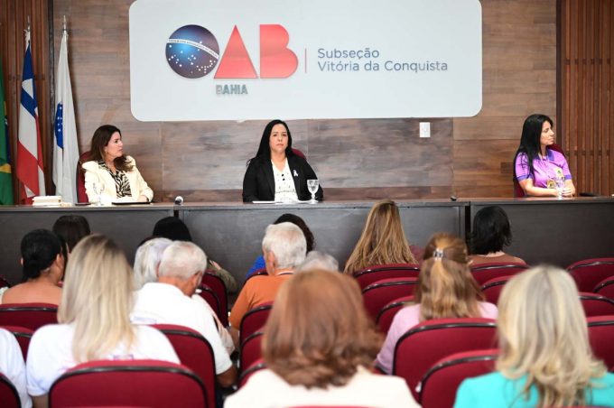 Agosto Lilás: Secretaria de Políticas para Mulheres promove palestra sobre violência patrimonial