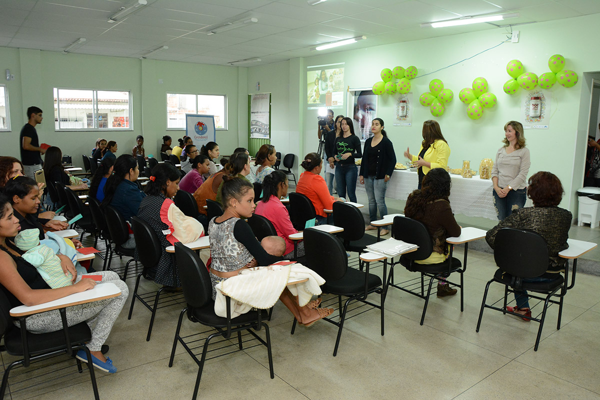 Dia Mundial de Doação de Leite Humano: Esaú Matos homenageia mães doadoras