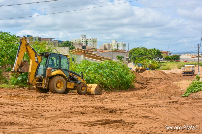 Prefeitura realiza ações emergenciais no loteamento Alto do Panorama