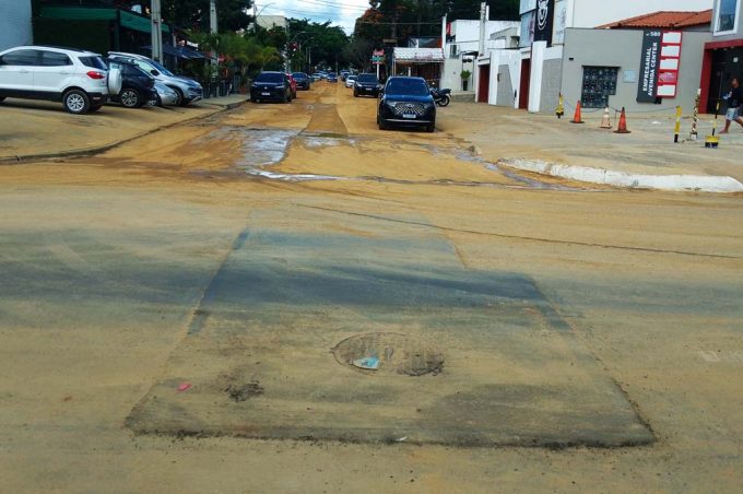 Prefeitura monitora intervenção da Embasa nas avenidas Jorge Teixeira e Alziro Prates