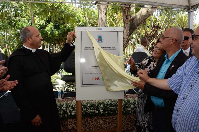 Conquista 179 anos: Entregas em ato cívico marcam celebração pelo aniversário da cidade