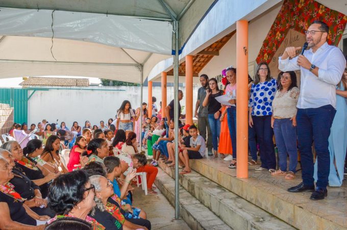 Cras Miro Cairo completa 10 anos com show de talentos da comunidade