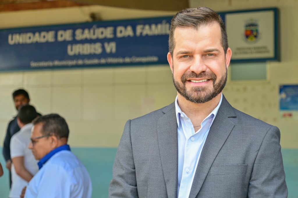 Assinatura da Ordem de Serviço Unidade de Saúde Urbis VI 14 01 2026DSC 4441 Governo Municipal fortalece saúde com assinatura da Ordem de Serviço da nova Unidade de Saúde Urbis VI - Prefeitura Municipal de Vitória da Conquista-radardasaude