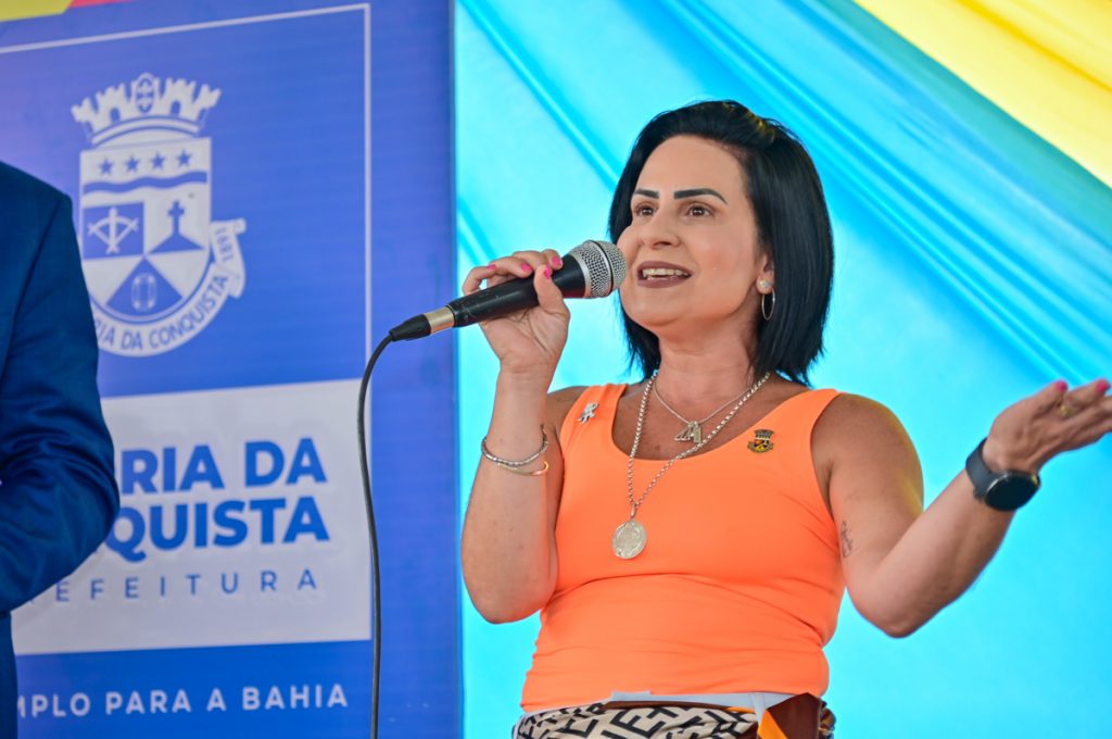 Assinatura da Ordem de Serviço Unidade de Saúde Urbis VI 14 01 2026DSC 4507 Governo Municipal fortalece saúde com assinatura da Ordem de Serviço da nova Unidade de Saúde Urbis VI - Prefeitura Municipal de Vitória da Conquista-radardasaude