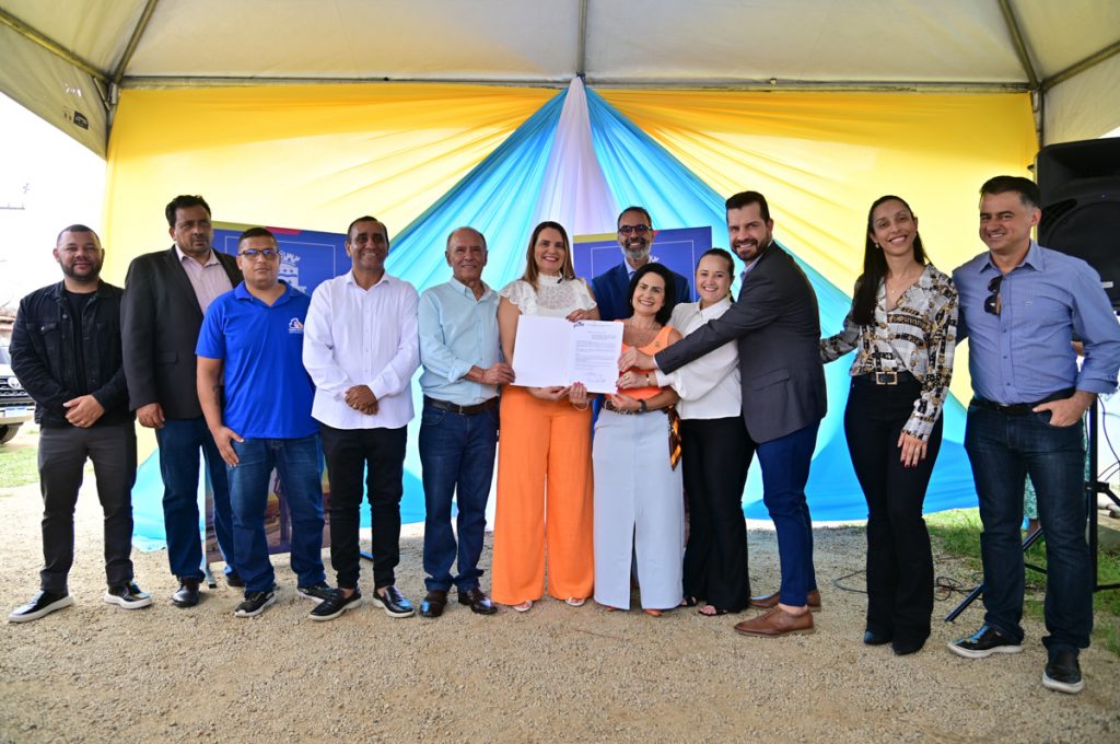 Assinatura da Ordem de Serviço Unidade de Saúde Urbis VI 14 01 2026DSC 4717 Governo Municipal fortalece saúde com assinatura da Ordem de Serviço da nova Unidade de Saúde Urbis VI - Prefeitura Municipal de Vitória da Conquista-radardasaude