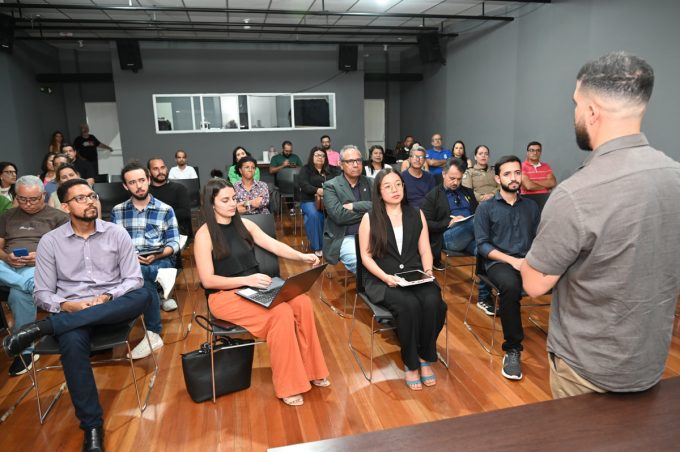 Lei Orçamentária Anual é discutida em audiência pública na praça CEU