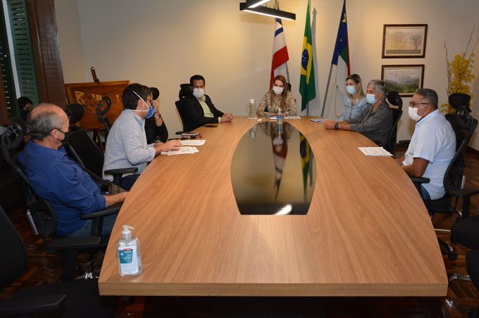 Governo municipal e Hospital Unimec discutem ampliar parceria