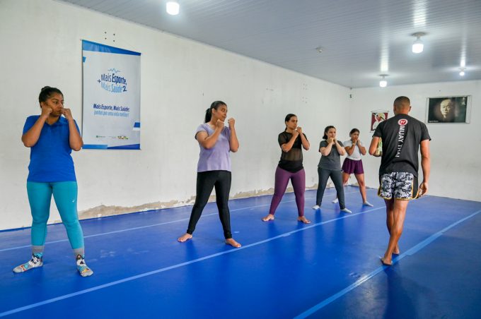 Curso de Muay Thai: Promovida pela Prefeitura, ação foca na autodefesa e bem-estar das mulheres