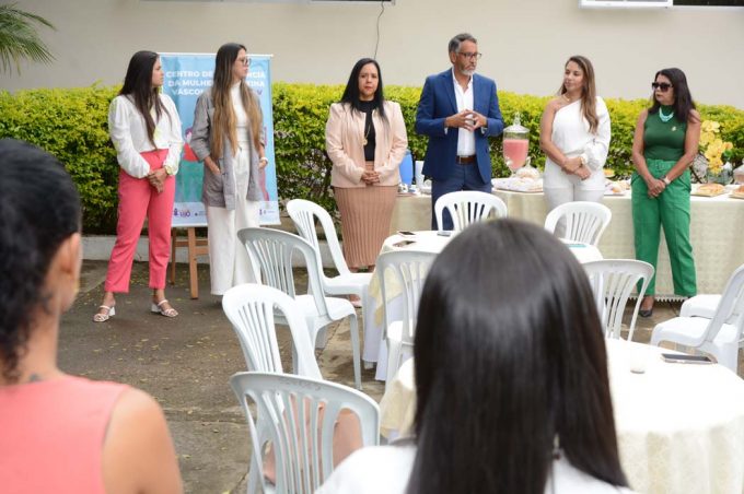 Secretaria de Políticas para as Mulheres promove ação voltada ao cuidado com a saúde mental de referenciadas pelo Crav