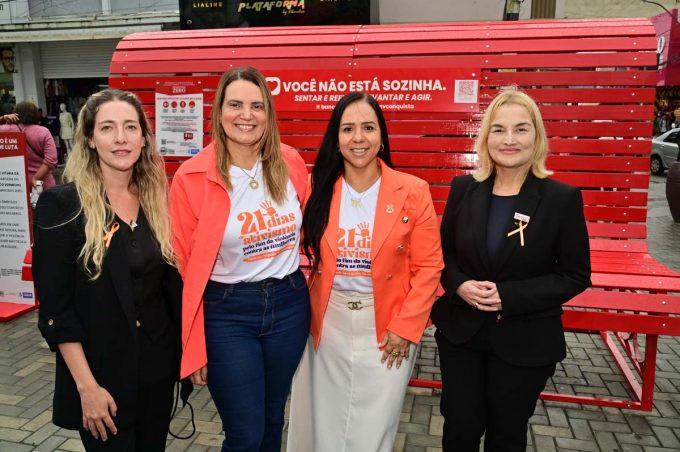 Abertura dos “21 Dias de Ativismo” é marcada pela adesão de Vitória da Conquista ao Instituto Banco Vermelho 