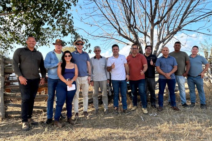 Produtores e comerciantes de José Gonçalves se reúnem com representantes da Prefeitura em dia de visita à zona rural