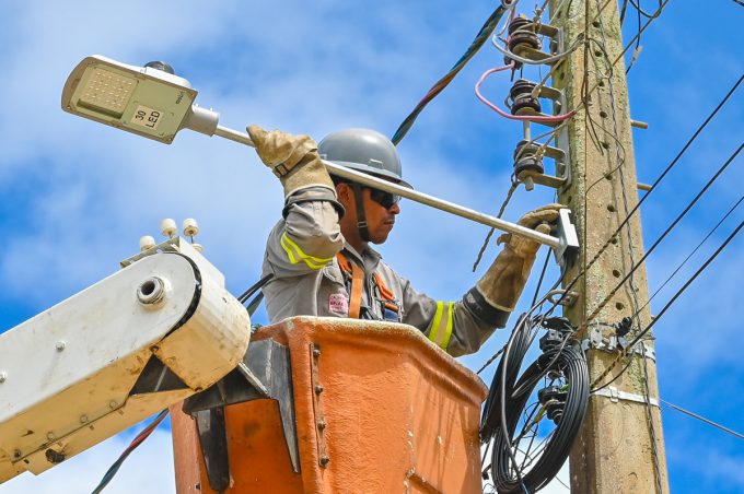 Novo Brilha Conquista prevê avanços em iluminação, mobilidade, segurança e sustentabilidade
