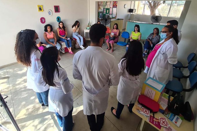 Saúde feminina é tema de roda de conversa promovida pelo Crav com apoio da Fasa