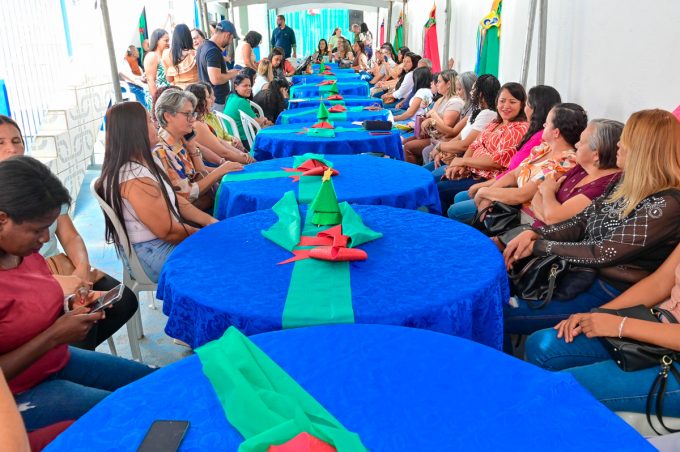 Governo Municipal participa de confraternização de diretores e funcionários das escolas nucleadas