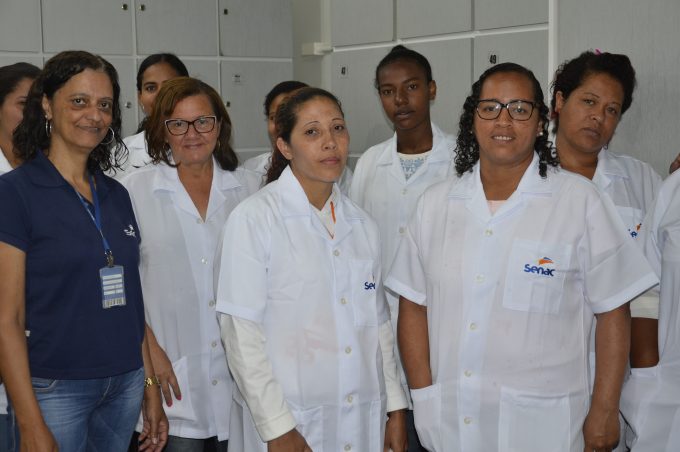Alunos da rede municipal de ensino participam de cursos profissionalizantes