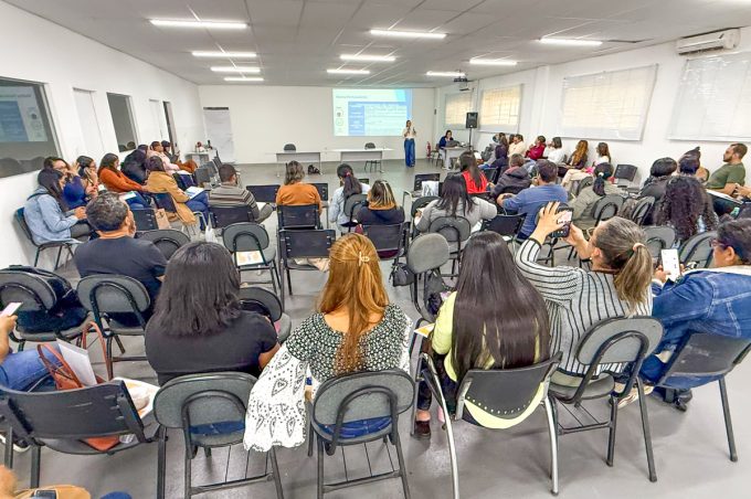 Sala de vacina é tema de capacitação da Secretaria Municipal de Saúde para novos enfermeiros e técnicos de enfermagem