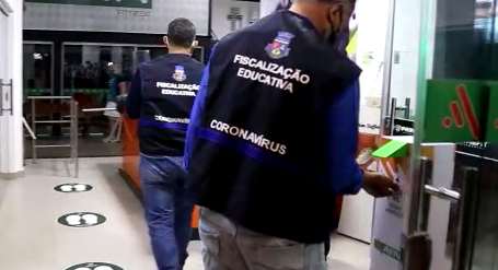 Ronda educativa: fiscais visitam academias no primeiro dia de retorno das atividades