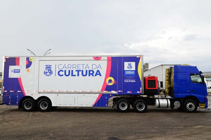 Carreta da Cultura promove democratização do acesso à cultura para população conquistense