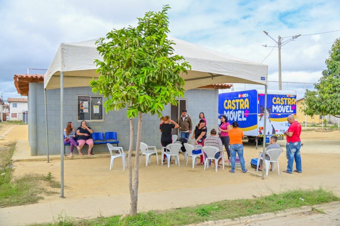 Castramóvel realiza 20 atendimentos no Vila Bonita nesta sexta-feira. Serviços continuam amanhã