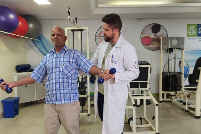 Clínica Municipal de Reabilitação promove a saúde e o bem-estar da pessoa idosa