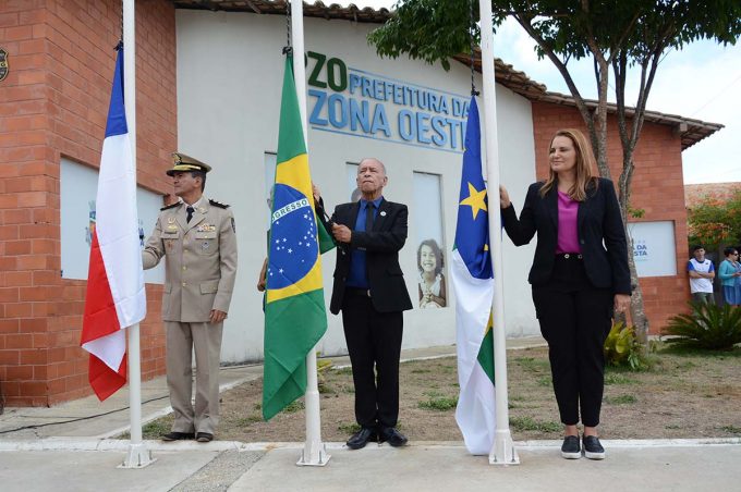 Missa e ato cívico abriram comemorações pelos 182 anos de Vitória da Conquista