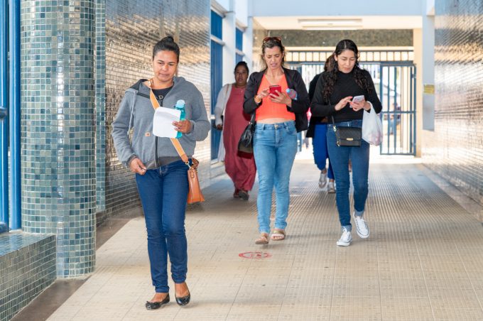 Com quase 10 mil inscritos, prova objetiva do concurso da Prefeitura foi realizada neste domingo