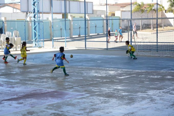 Coordenação de Esportes abre inscrições para aulas de modalidades esportivas e artes marciais no Estádio Edvaldo Flores