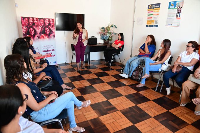 Curso Mãos e Fios inicia quarta edição com foco na qualificação profissional e autonomia financeira das mulheres