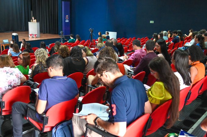 Profissionais de Saúde do Município participam do 1º Curso de Prescrição e Desprescrição voltado à população idosa