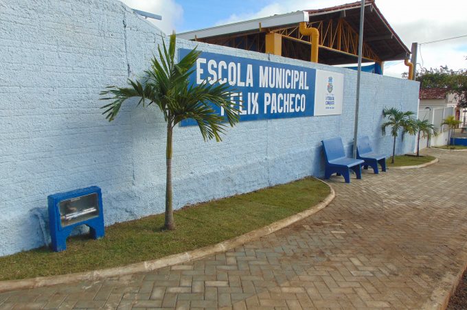 Escola Félix Pacheco, no povoado de Lagoa de José Luís, foi entregue à comunidade totalmente reformadaa