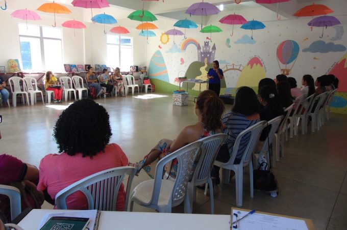 Servidores da Educação Infantil participam da última etapa de capacitação do ano