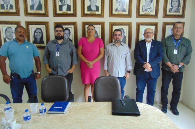 Smed e Senai avançam em diálogo visando parceria na qualificação profissional de estudantes da EJA
