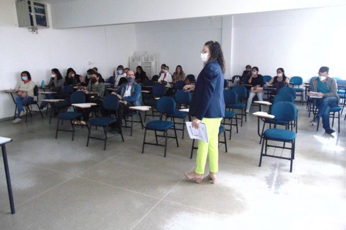 Educadores do Município participam de formação do Programa Educar Pra Valer